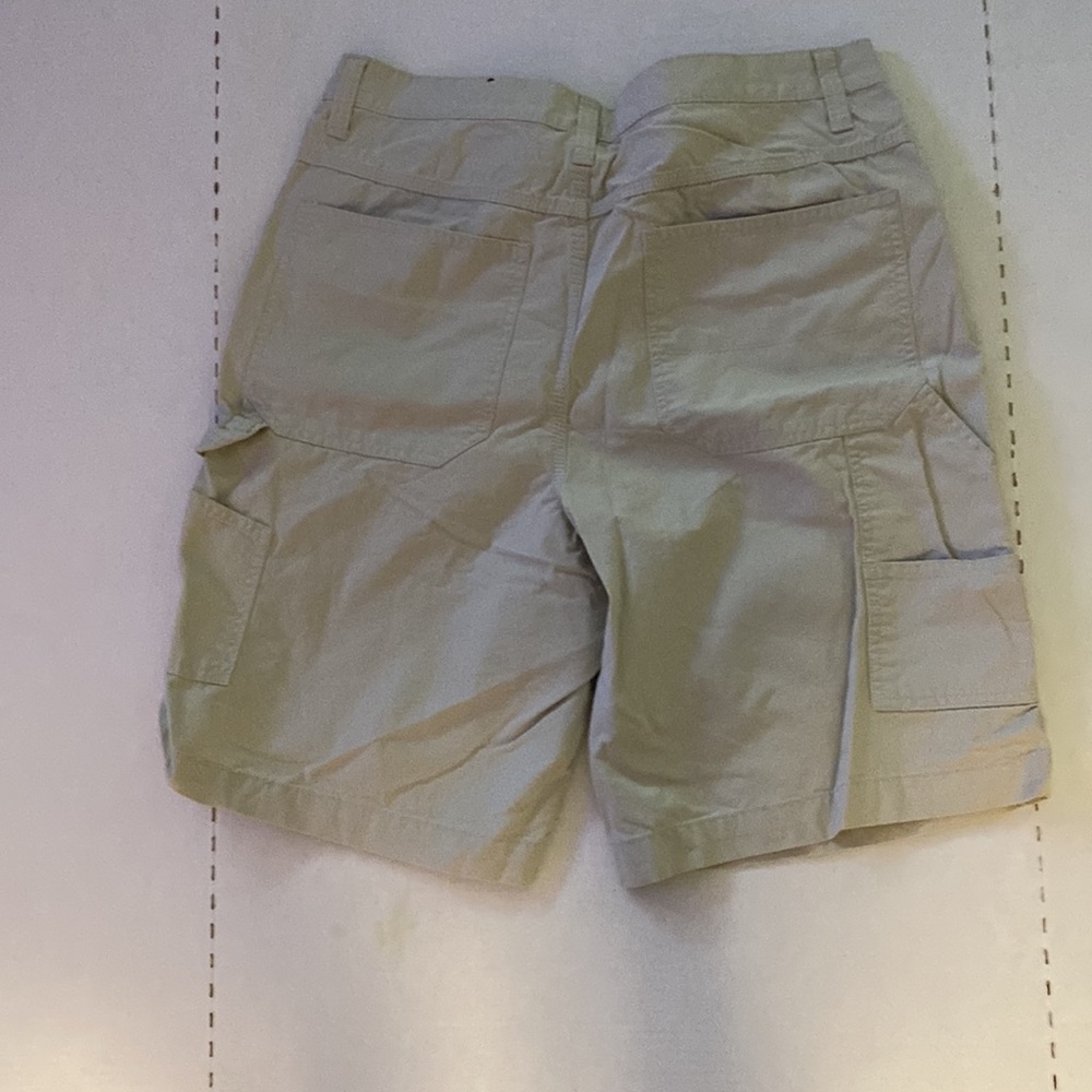Shorts - Picture 3 of 3